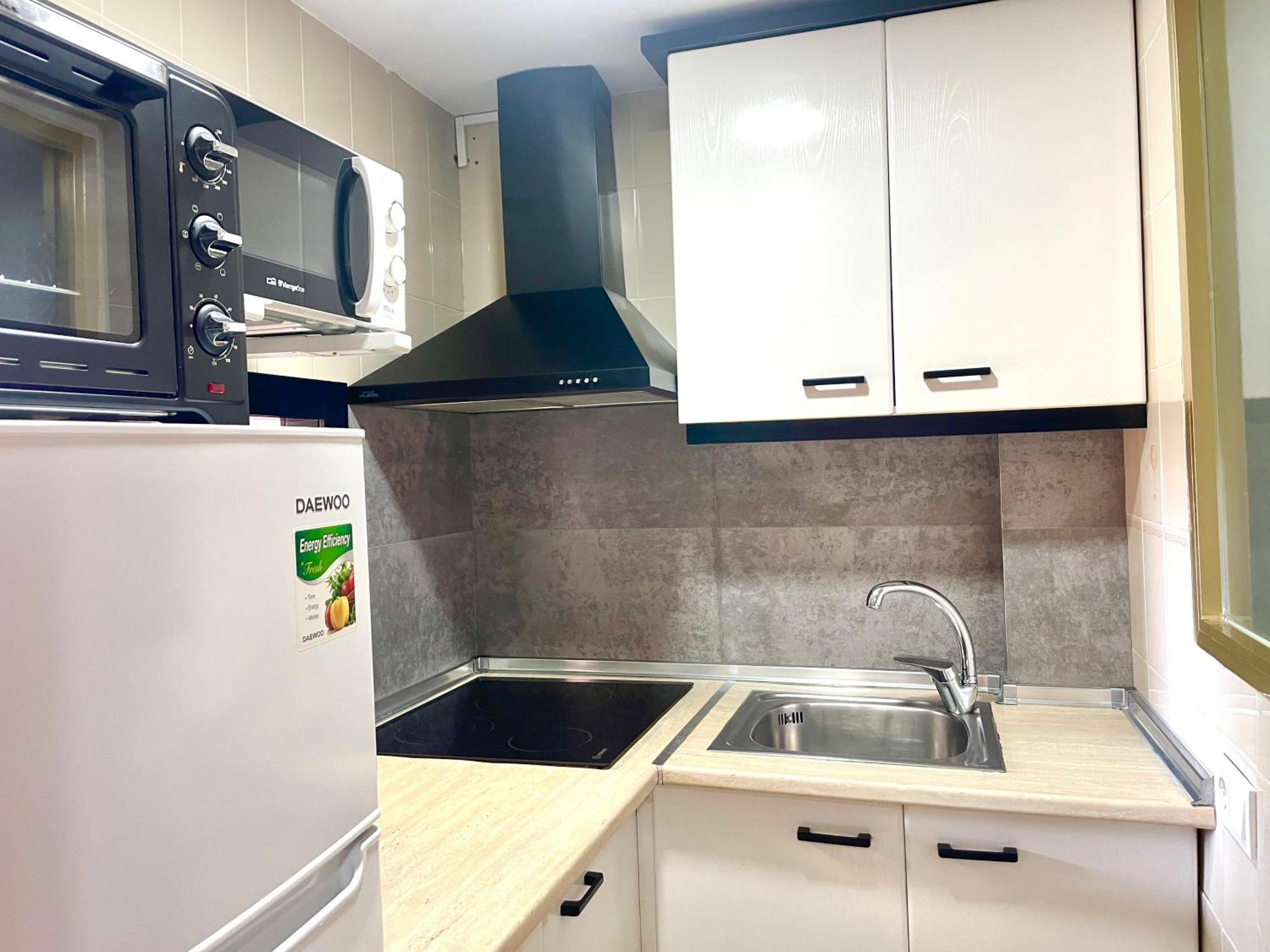 Apartamento Turístico Torre Estoril Planta 12 - Gestaltur