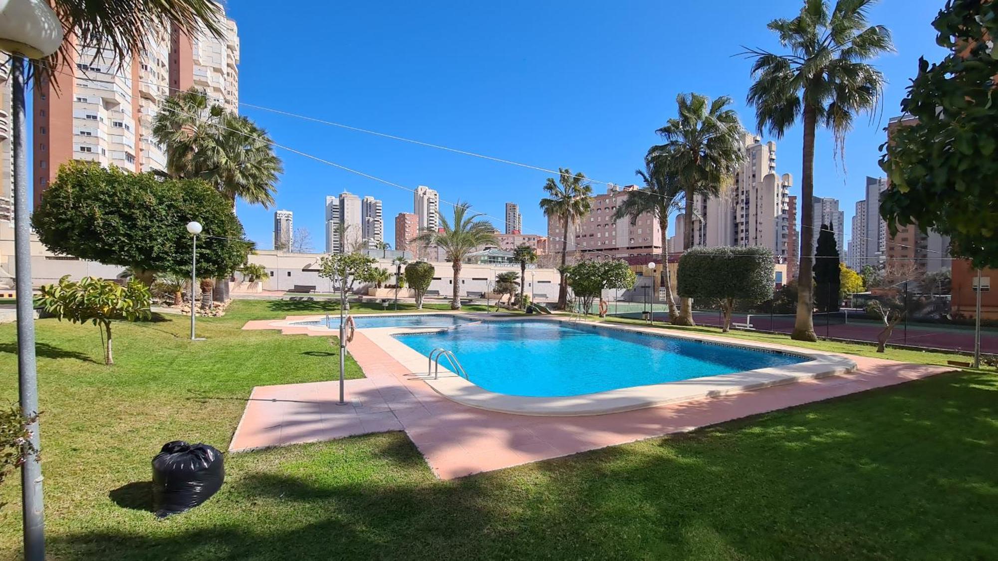 Edificio Gemelos Xii -27 * Benidorm