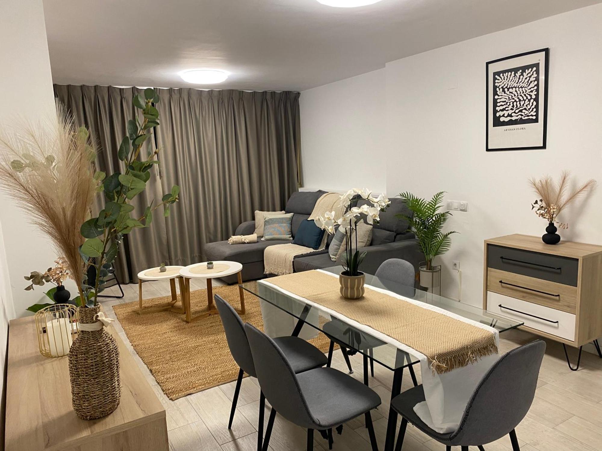 Apartamento Ensueno 1a Linea Playa Poniente 6 Pax Parking Wifi Y Ac