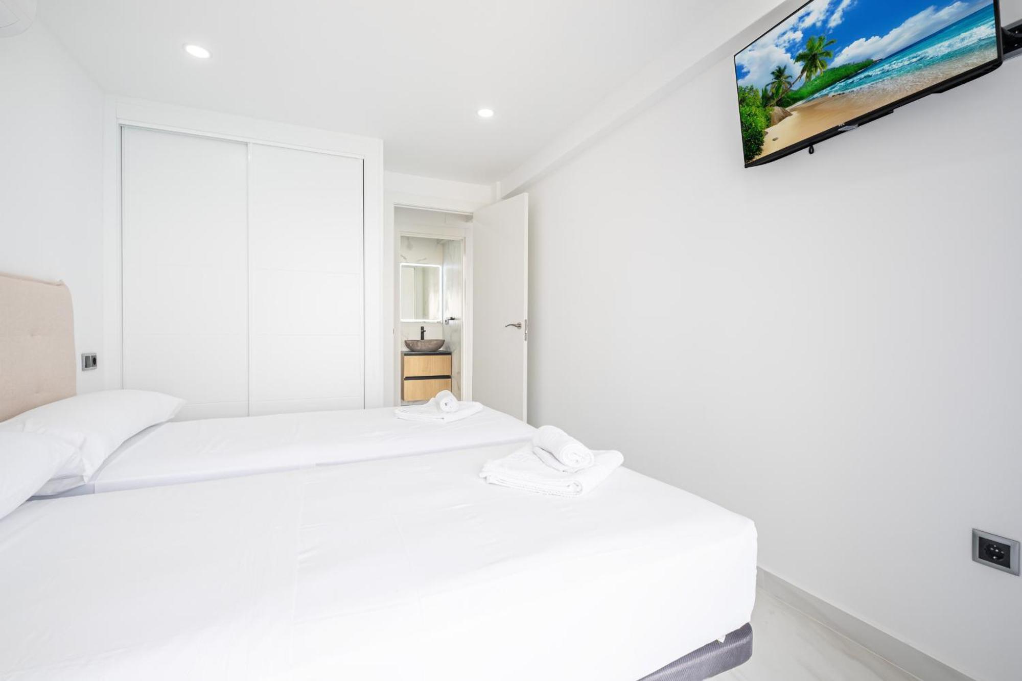 Apartamento Halcon Deluxe 17-c Levante *