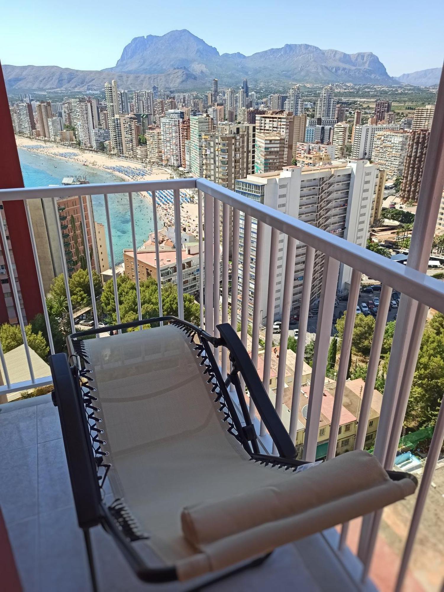 Unico Con Impresionantes Vistas Al Mar Apartamento