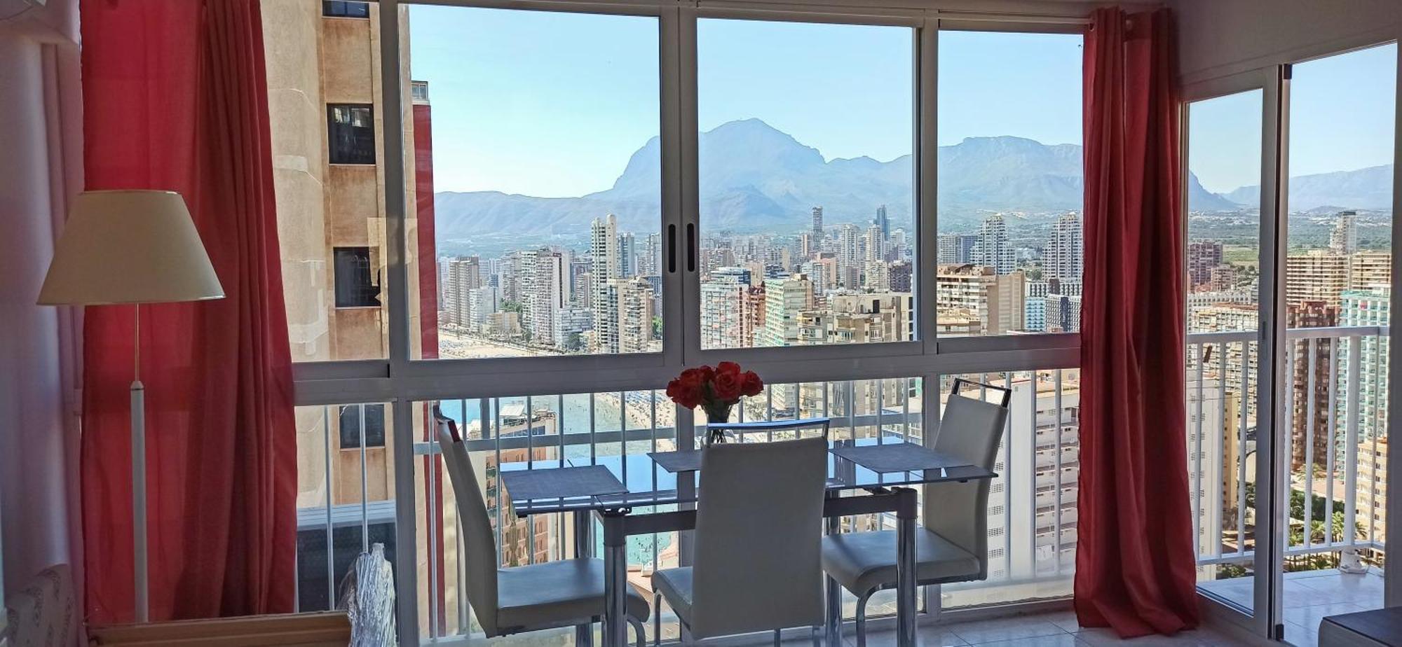 Unico Con Impresionantes Vistas Al Mar Apartamento *