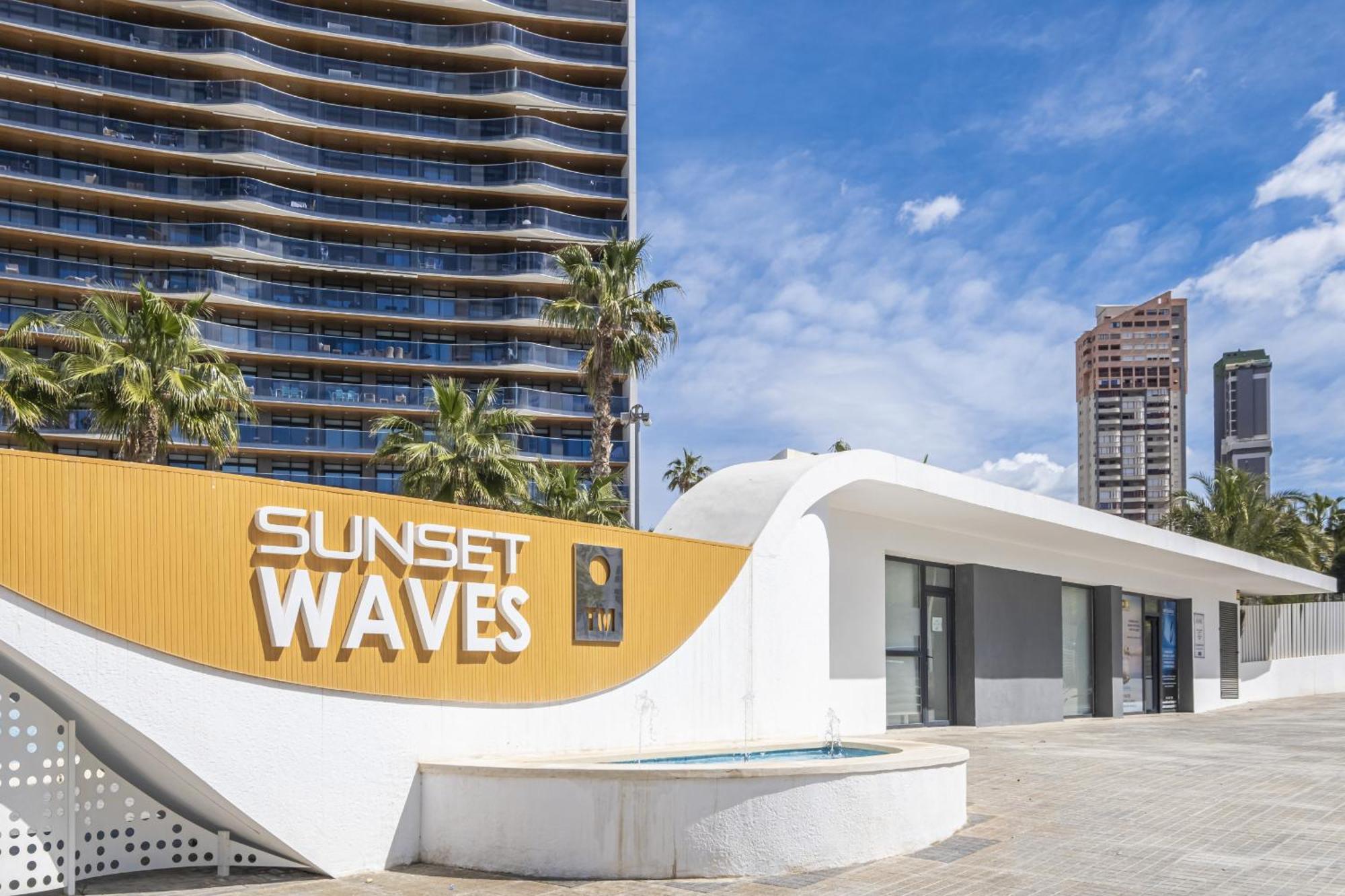 Sunset Waves Iv By Coblanca Apartamento *