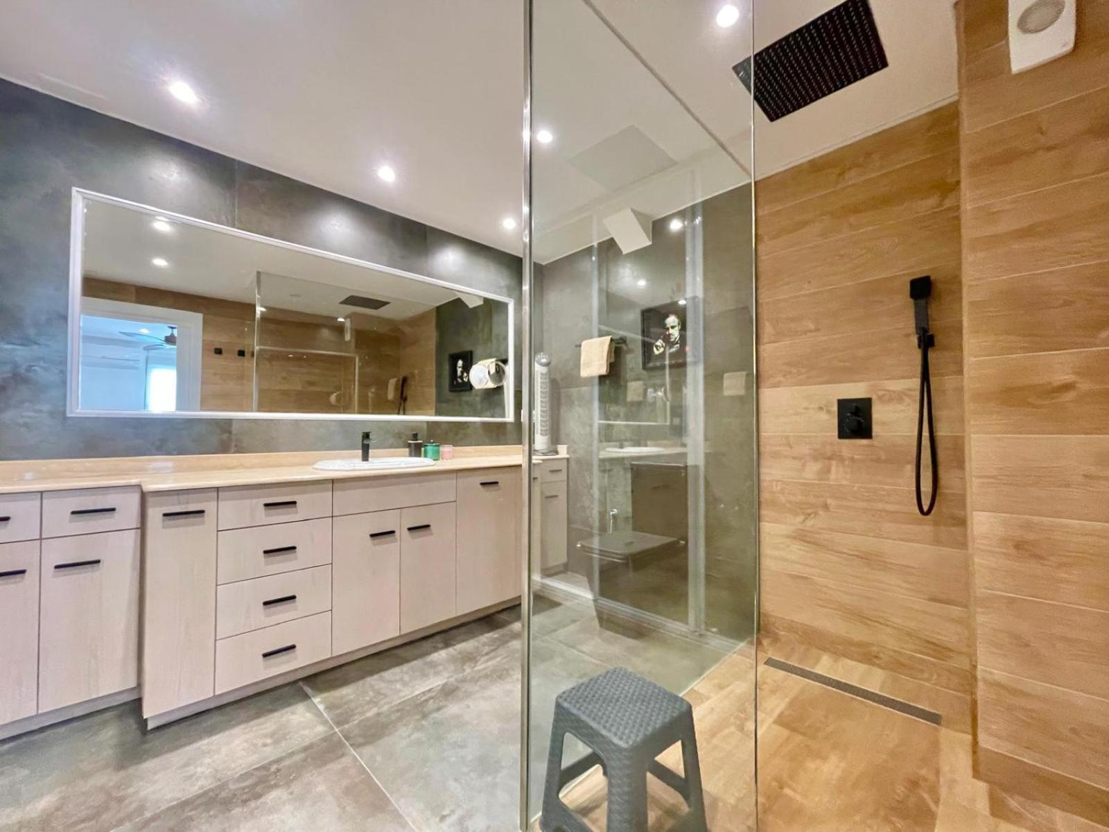 Apartamento Emalco Seafront Modern *