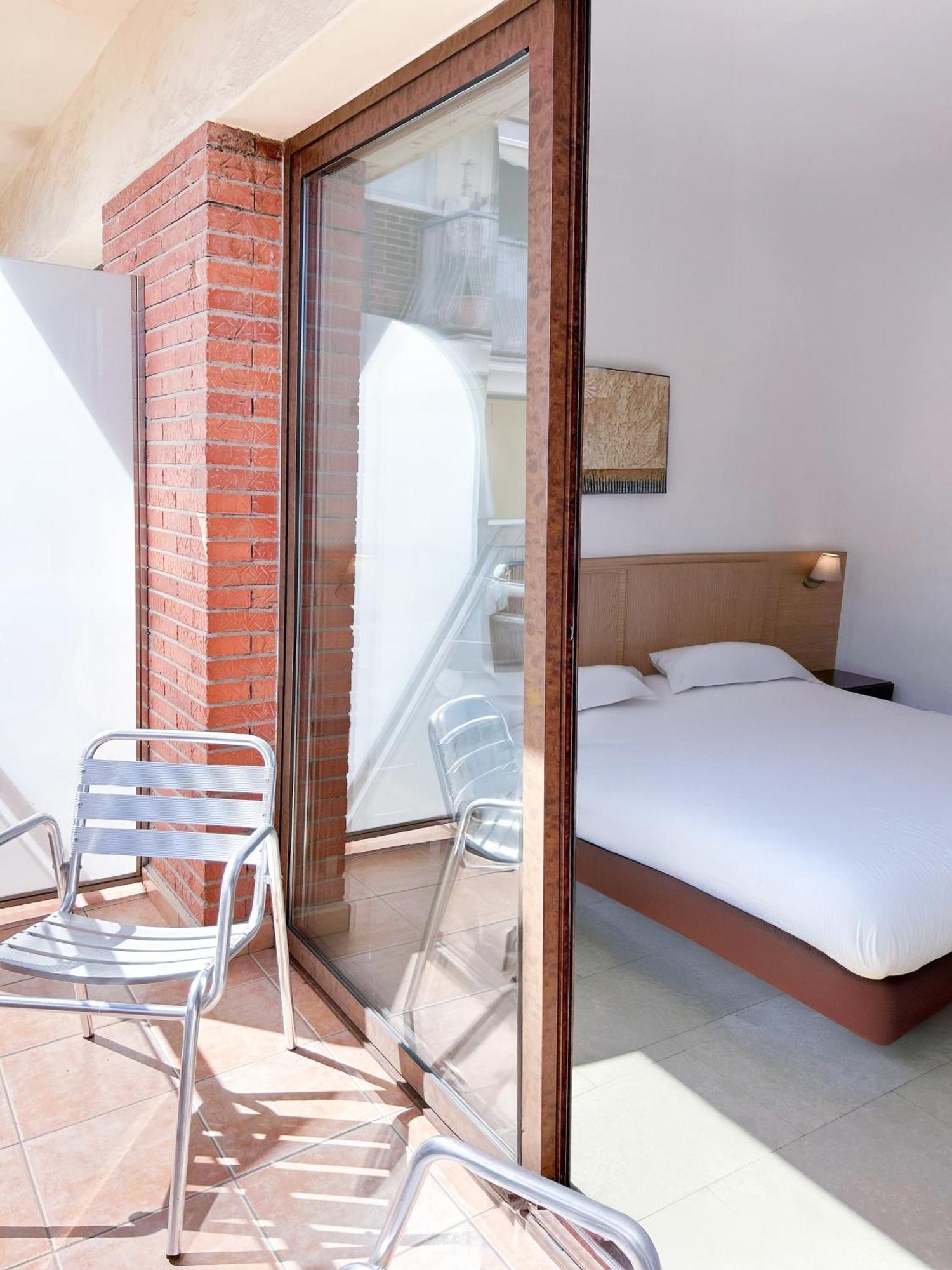 Primavera Hotel