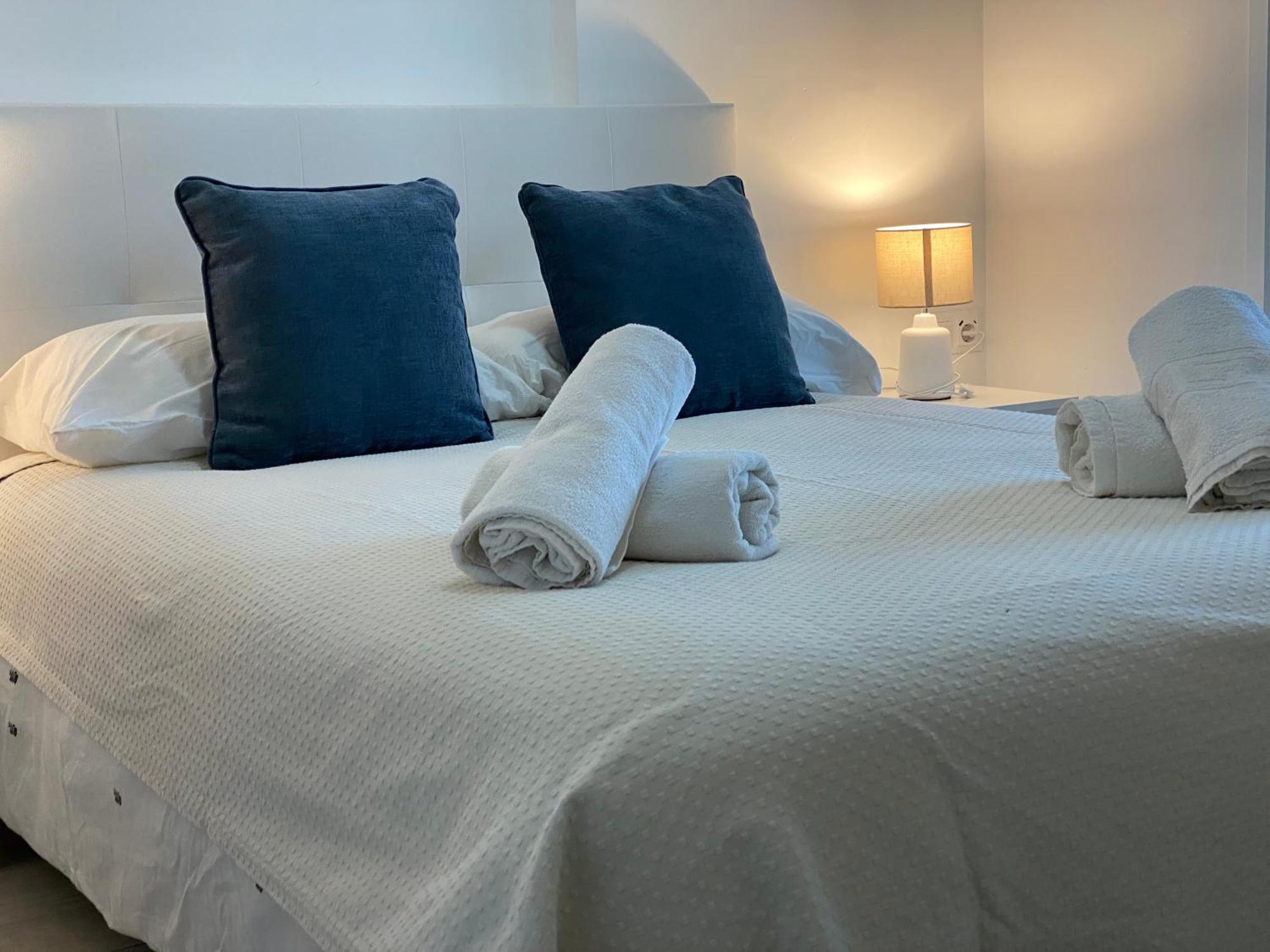 Ensueno 1a Linea Playa Poniente 6 Pax Parking Wifi Y Ac Apartamento