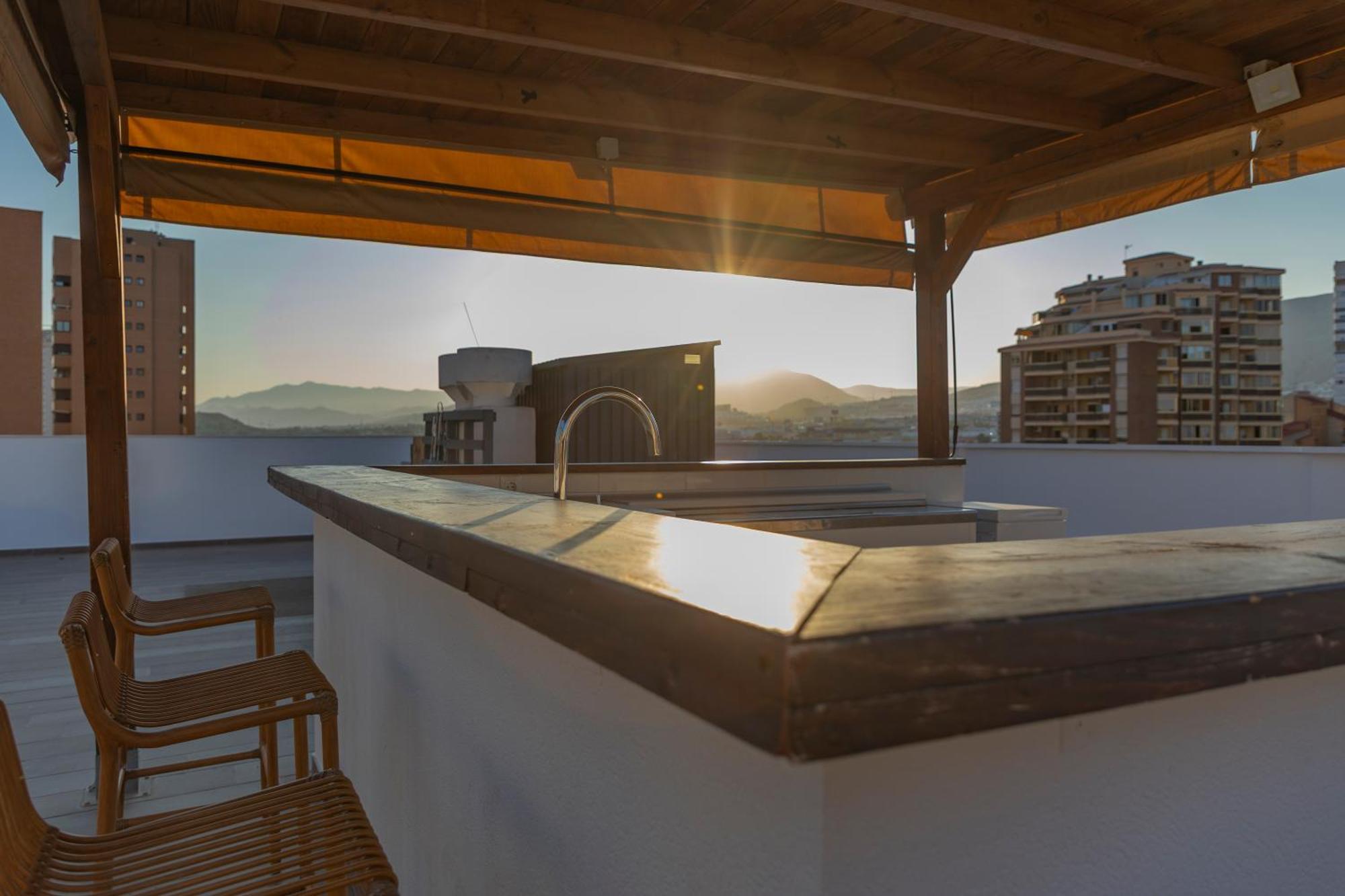 Fantástico ático Con Enorme Terraza Y Chill Out Benidorm