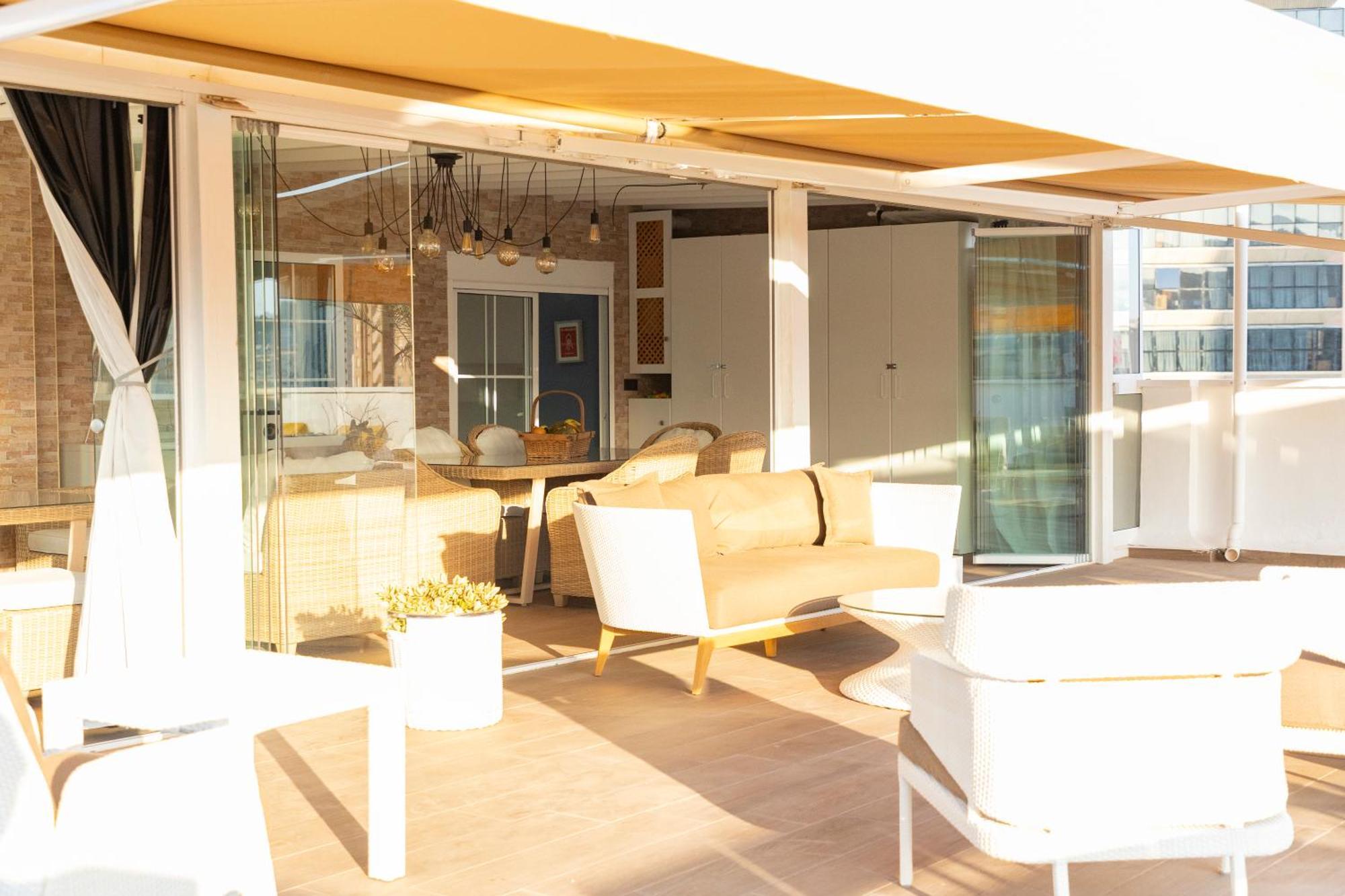 Fantástico ático Con Enorme Terraza Y Chill Out