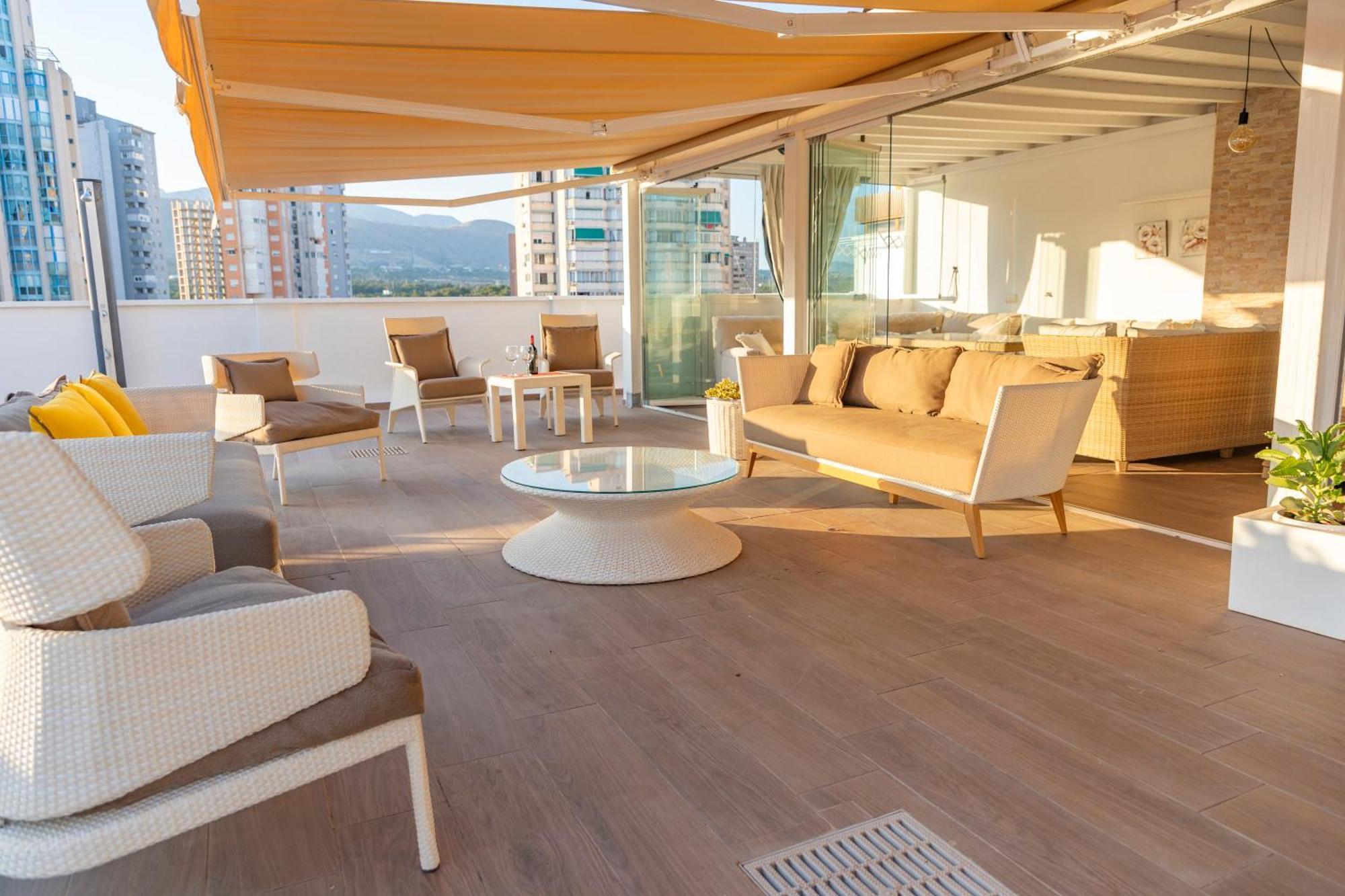 Fantástico ático Con Enorme Terraza Y Chill Out