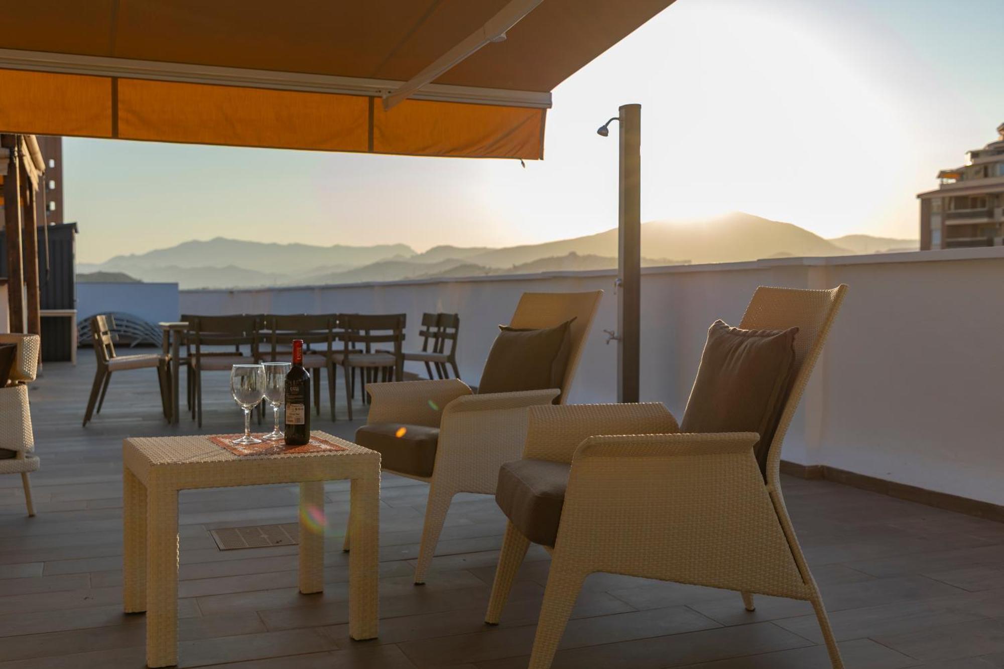 Fantástico ático Con Enorme Terraza Y Chill Out Apartamento *