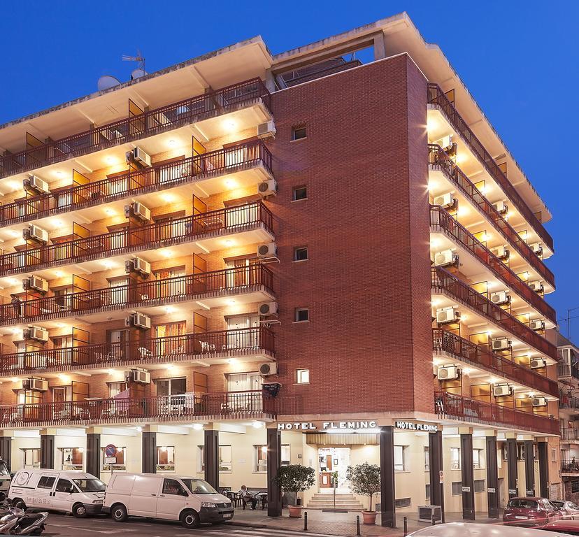 Hotel Port Fleming 2*