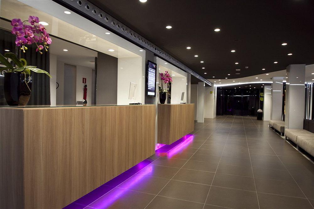 Hotel Flash - Recommended Adults Only 4 Sup 4*