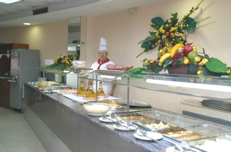 Port Fleming Hotel 2*