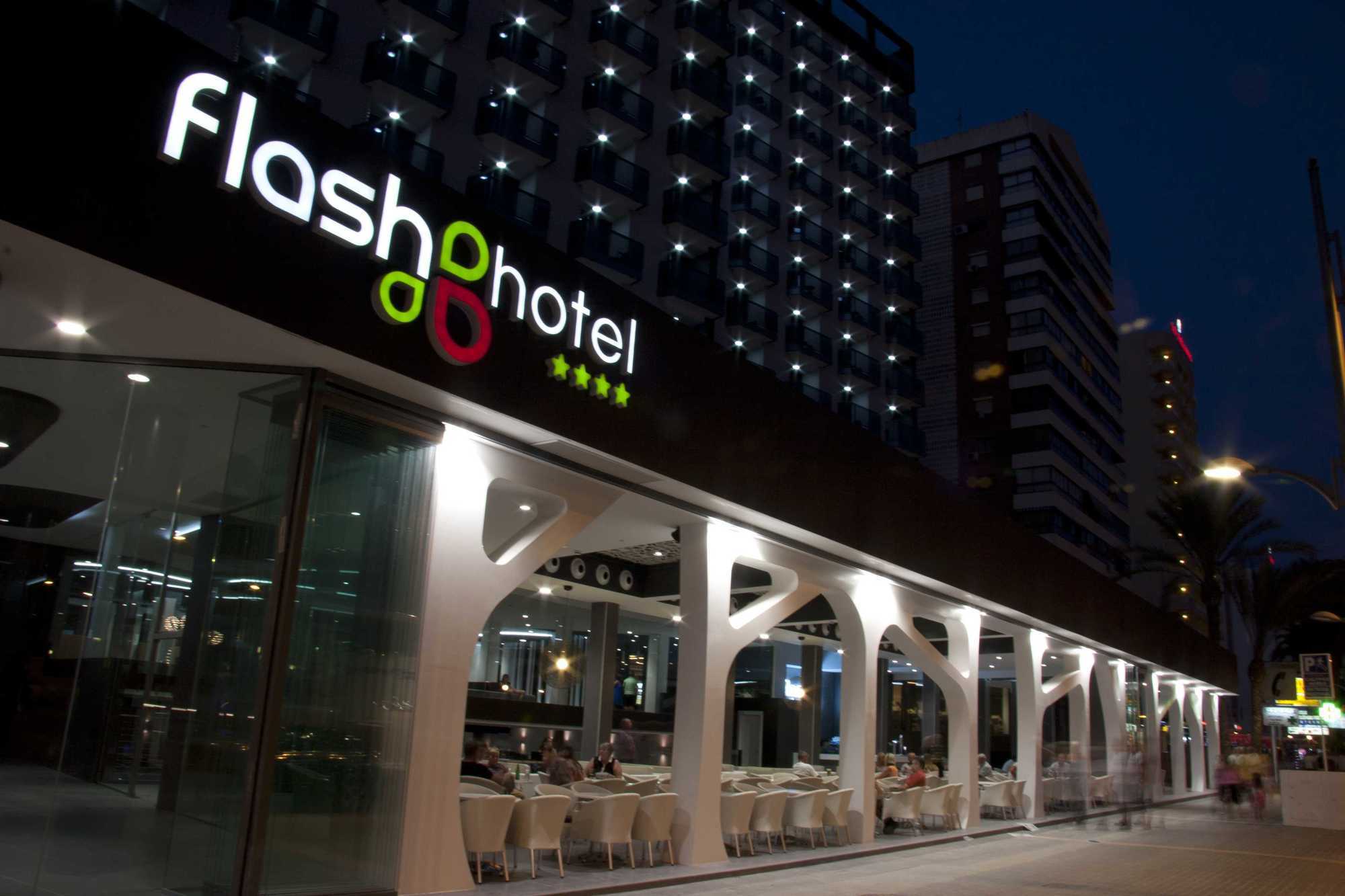 Hotel Flash - Recommended Adults Only 4 Sup 4*