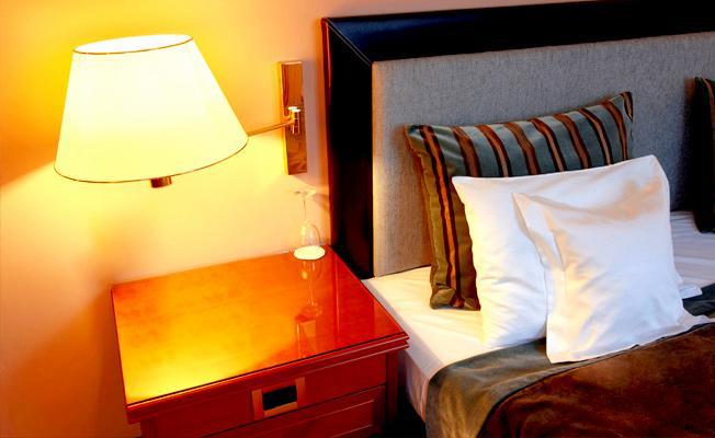 Cornelia Inh 24193 Hotel
