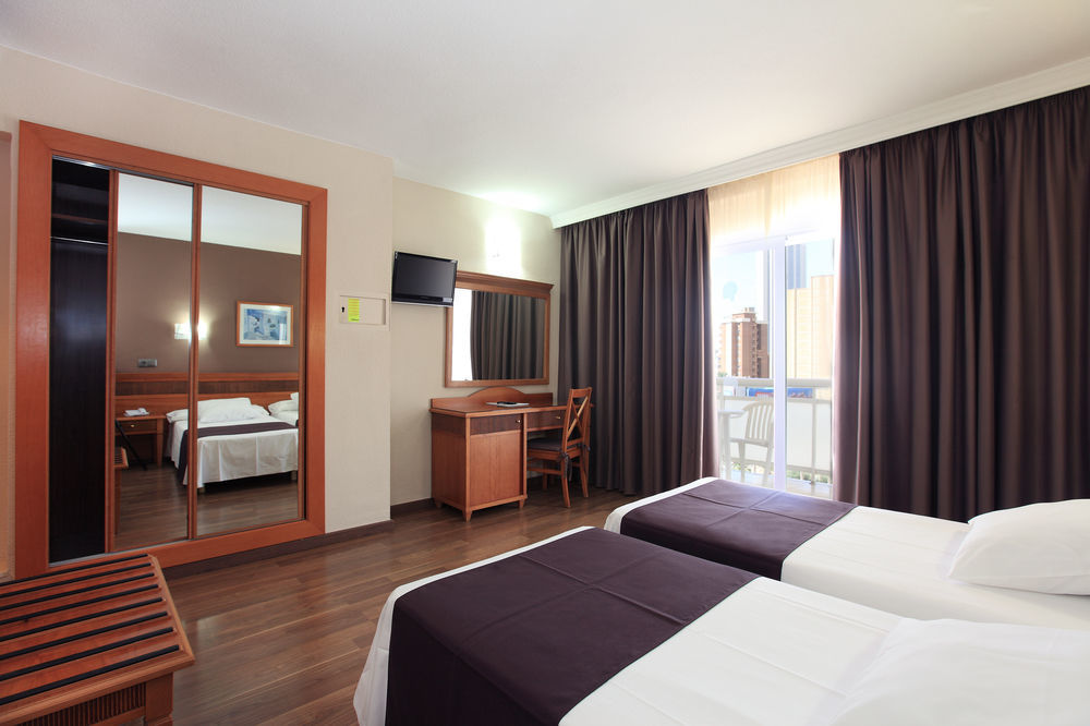 Helios Hotel