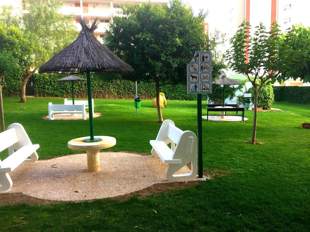 Playmon Park *