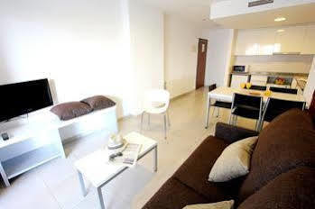 Pierre & Levante Apartamento *