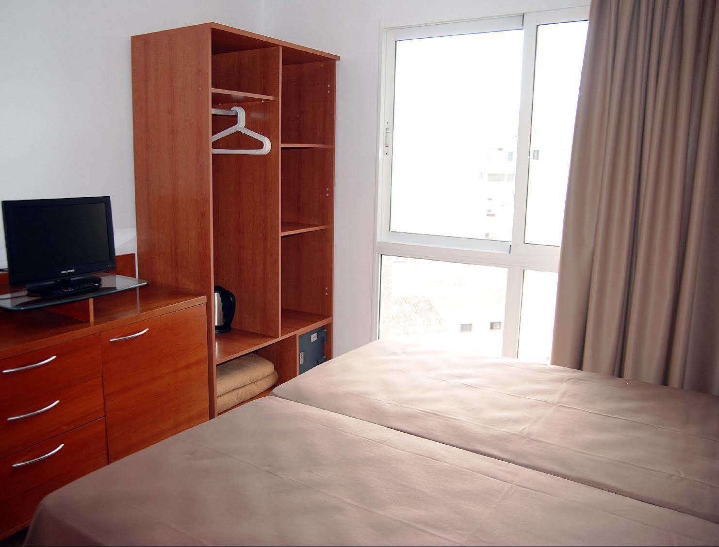 Hotel Queens - Adults Only 2*