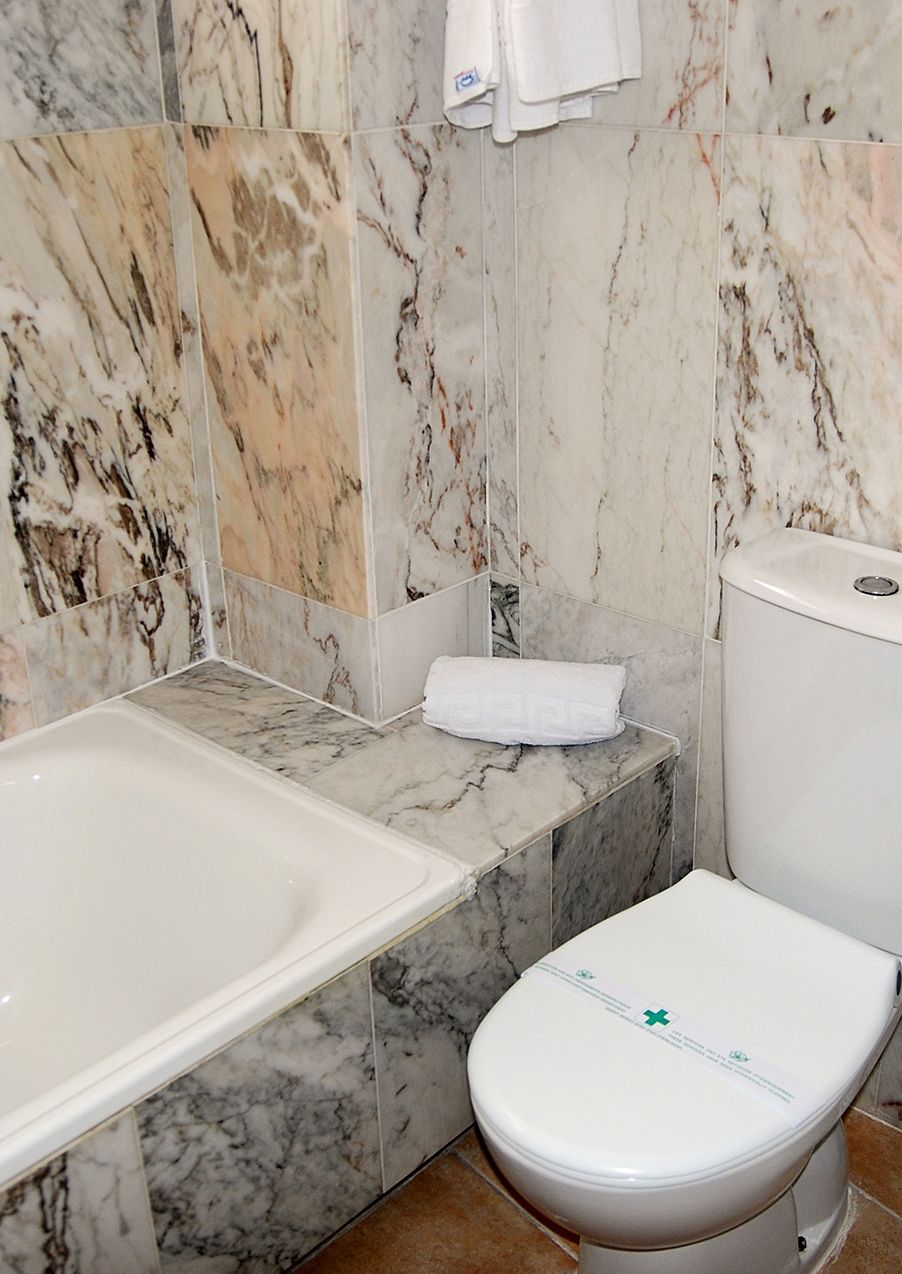 Queens - Adults Only Hotel 2*