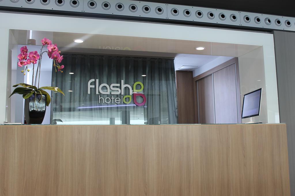 Hotel Flash - Recommended Adults Only 4 Sup 4*