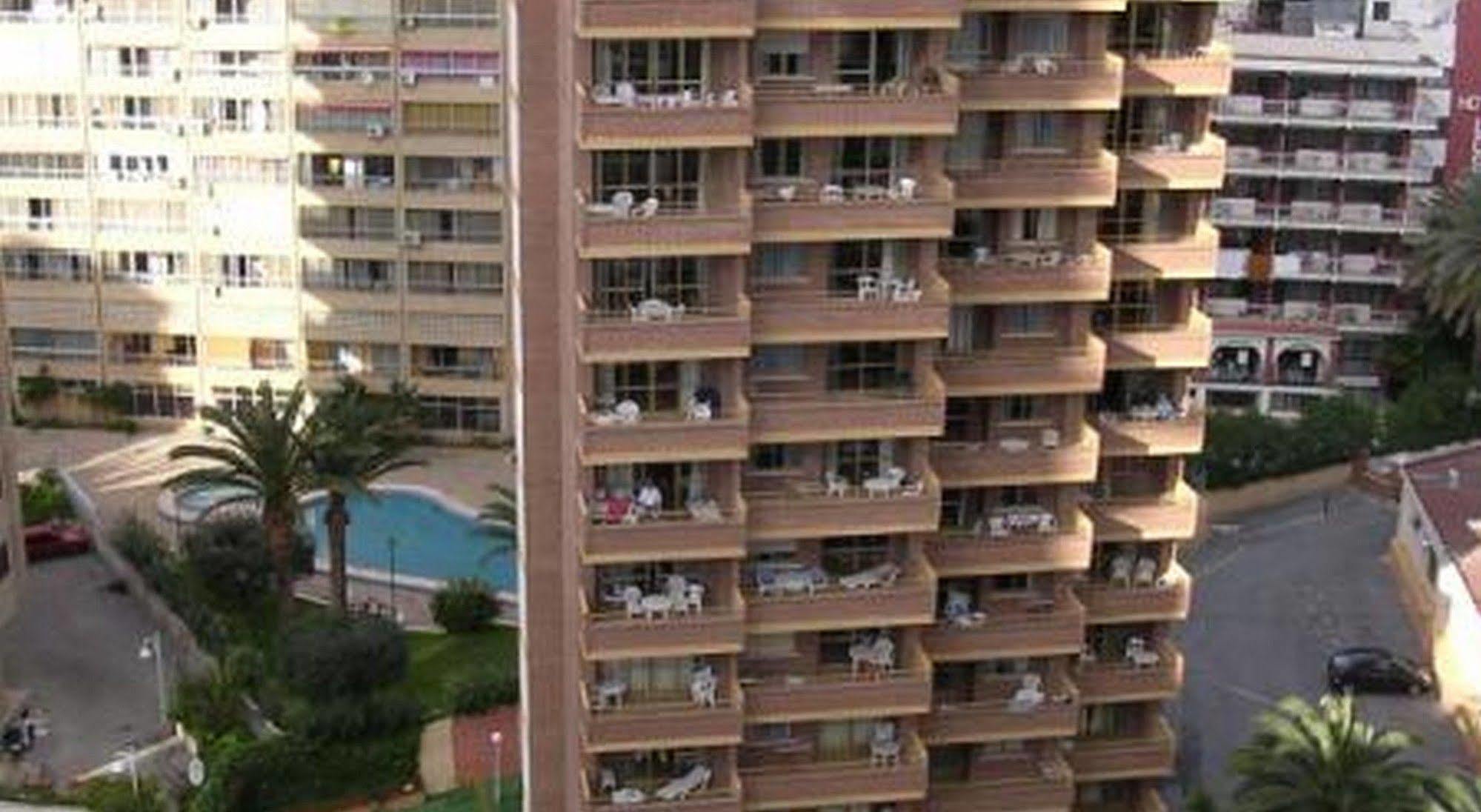 One By Mc – Edf. Trébol * Benidorm