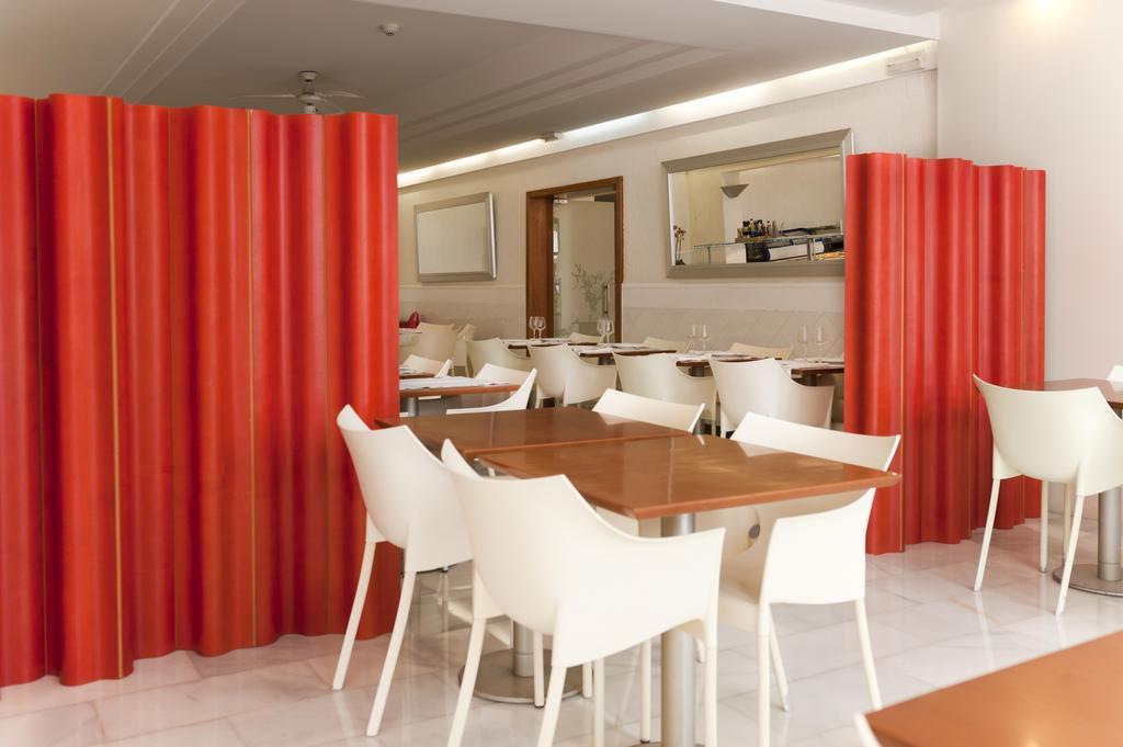 Hotel El Palmeral 3*