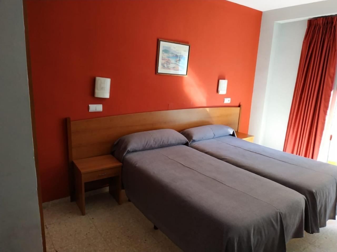 Rambla Hotel 3*