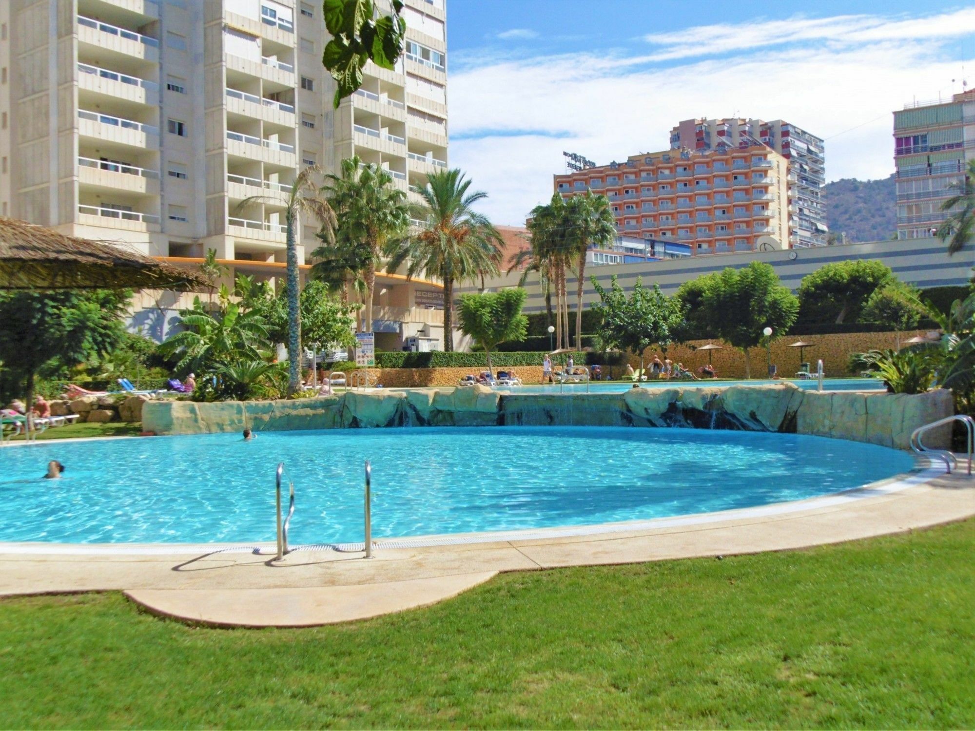 Gemelos 22 - * Benidorm