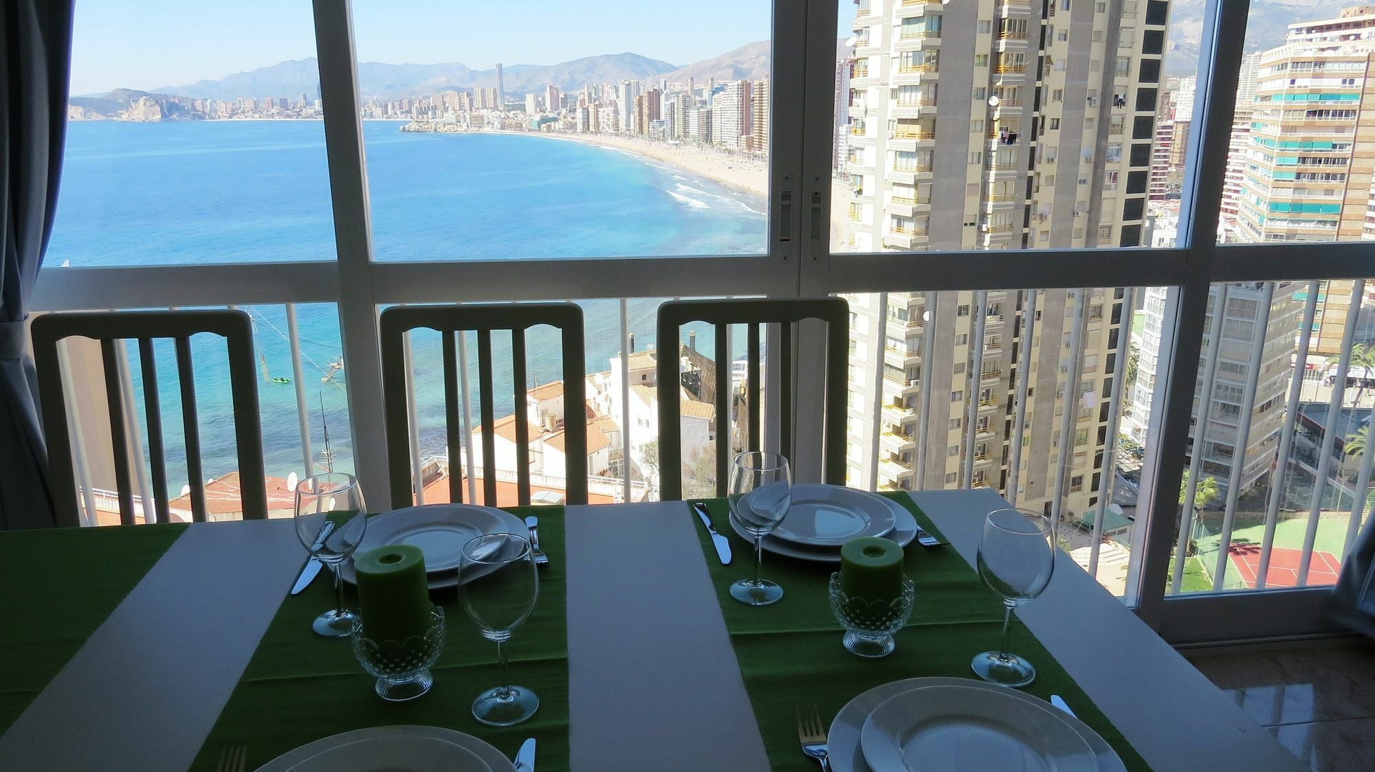 Benirent Halcon 4c * Benidorm