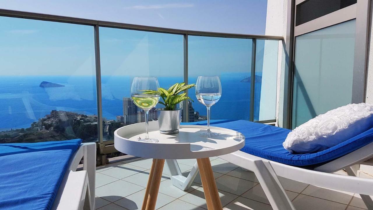 Highrise With Private Terrace & Sea Views - 34th Floor *