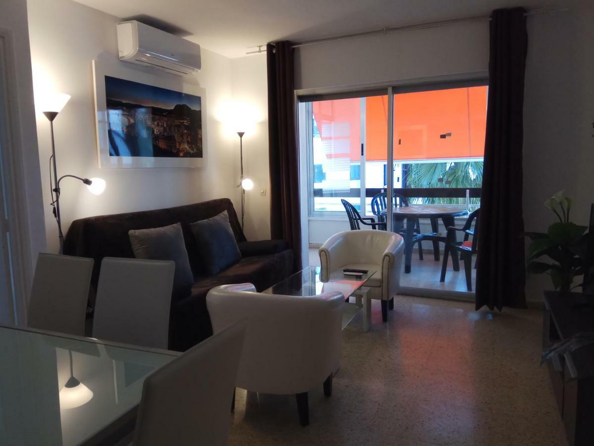 Apartamento 2 Bedrooms, 250m Levante Beach *