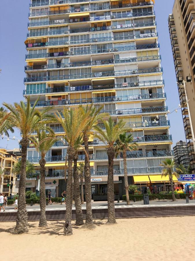 Primera Línea Playa Levante Apartamento *