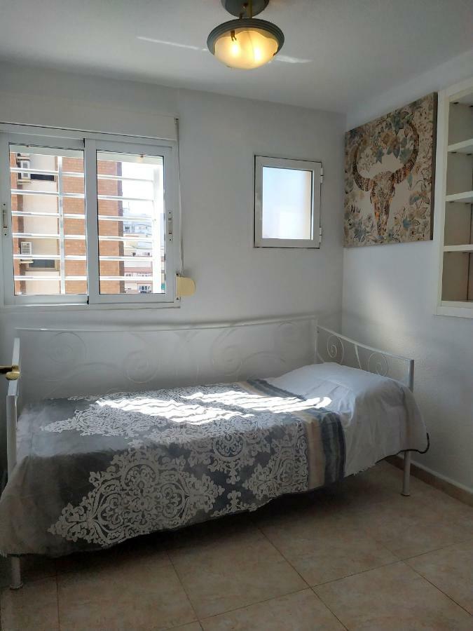 Apartamento Piso De 4 Dormitorios A Pie De La Playa Levante *