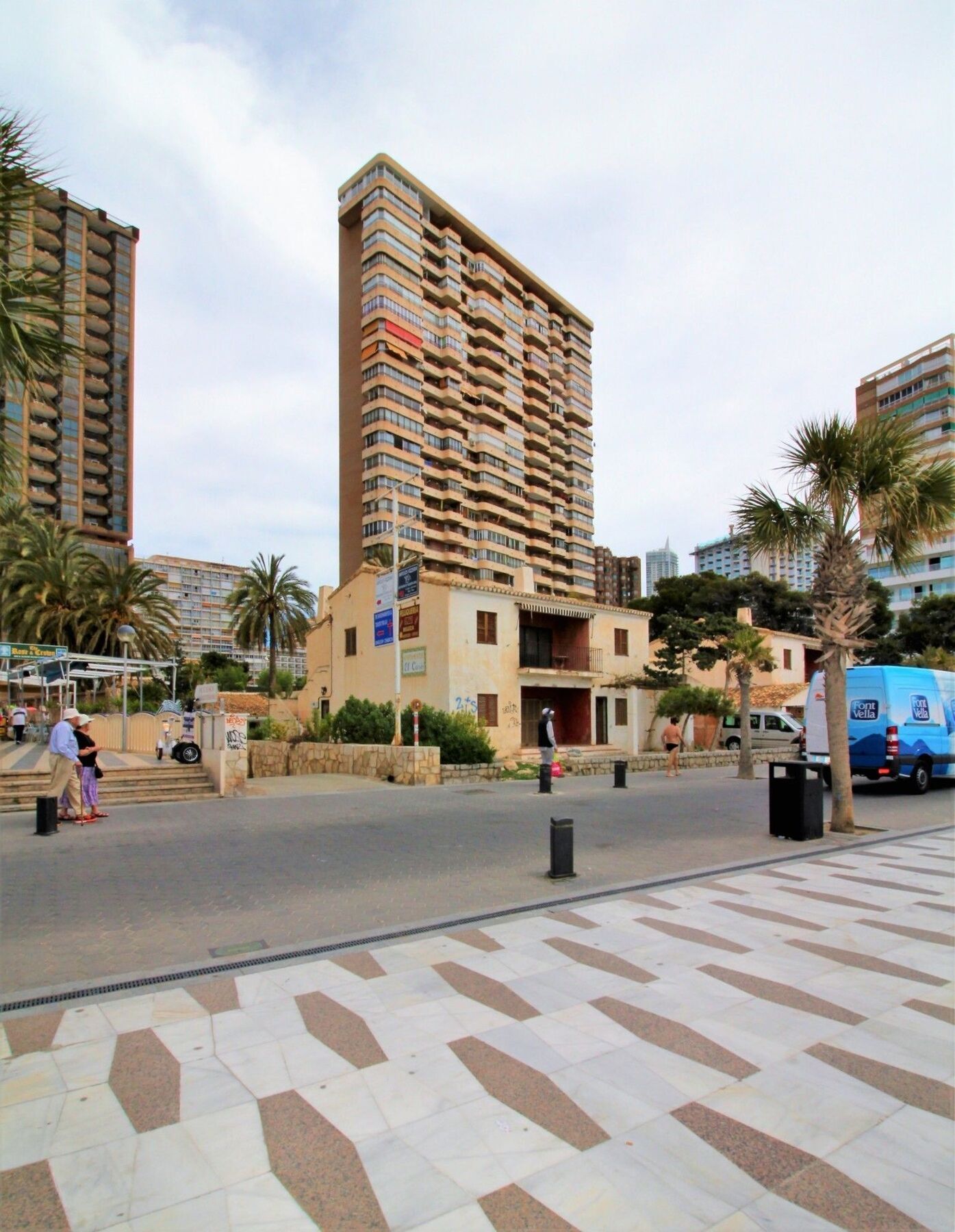 Apartamento Coblanca 8 - 92 *