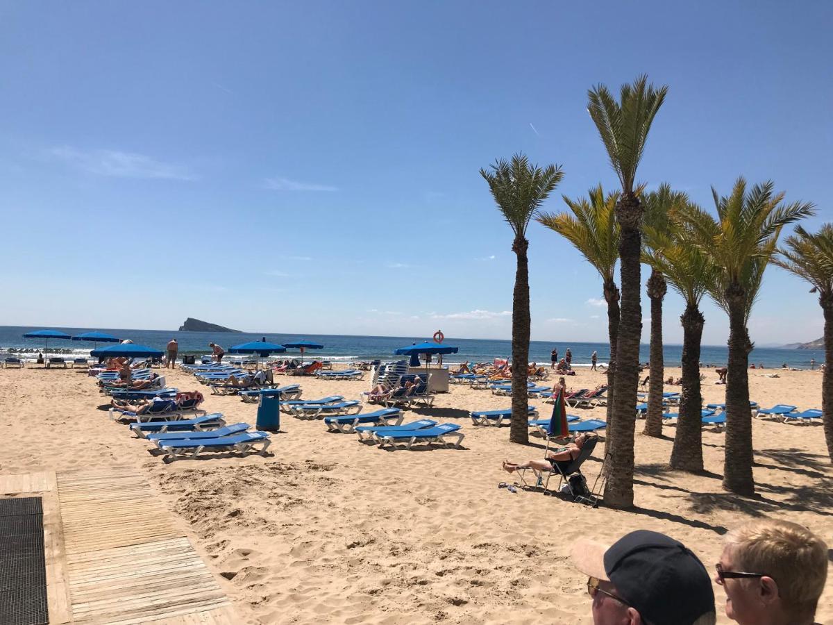 Apartamento Frente Al Mar, Moderno Con Aire Acondicionado, Parking Y Free Wi-fi