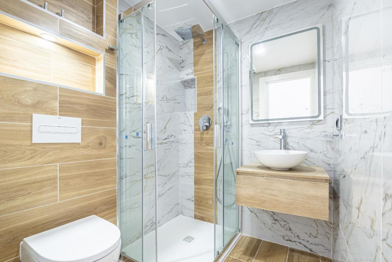 Albatros Deluxe 15-5 Levante Apartamento