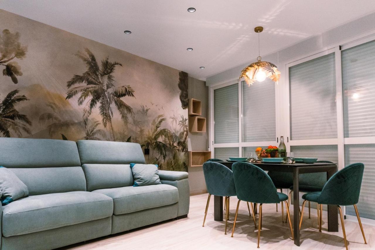 Apartamento High Comfort. Primera Línea Playa Levante Apartamento *