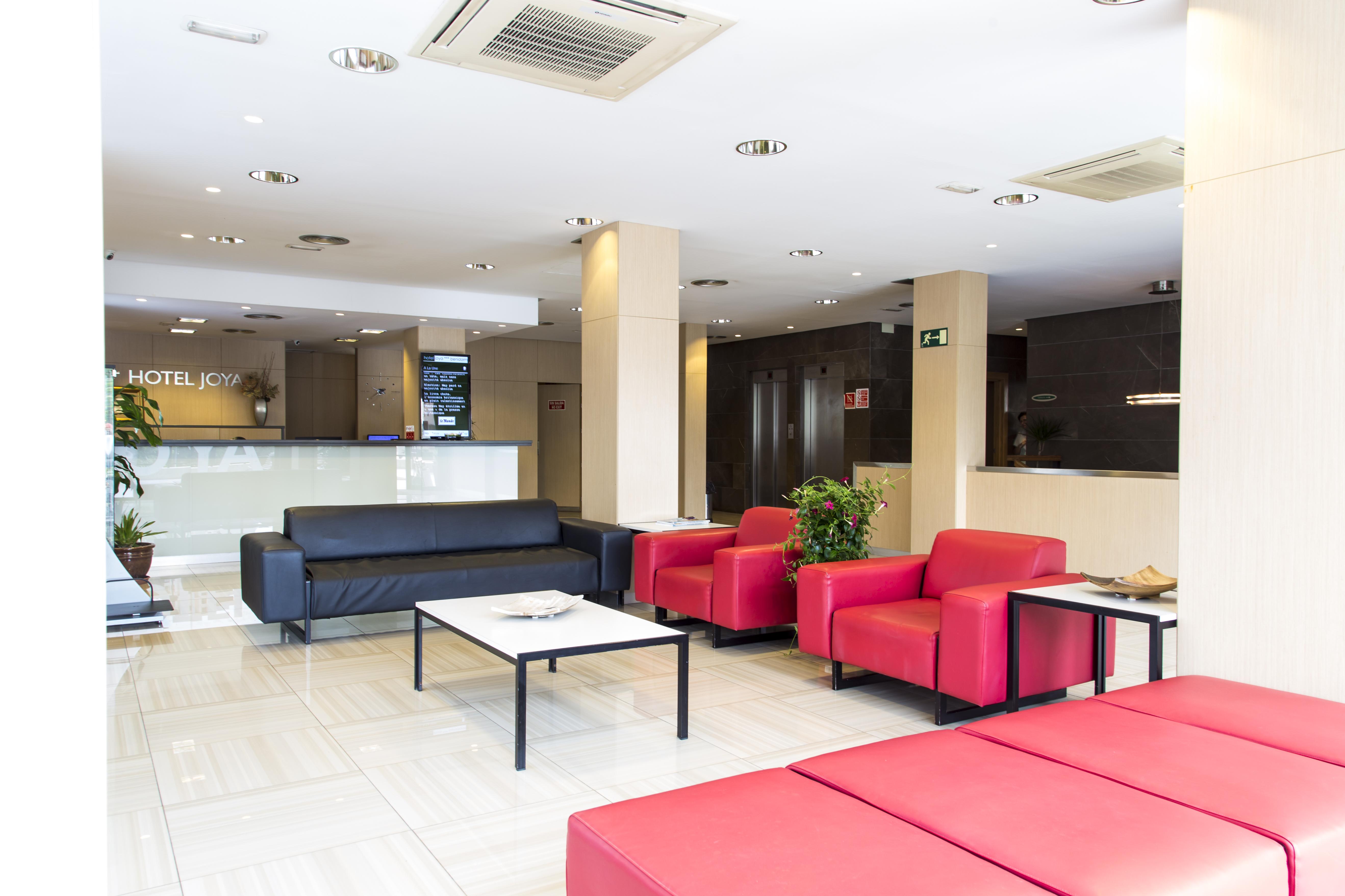 Hotel Joya 3*
