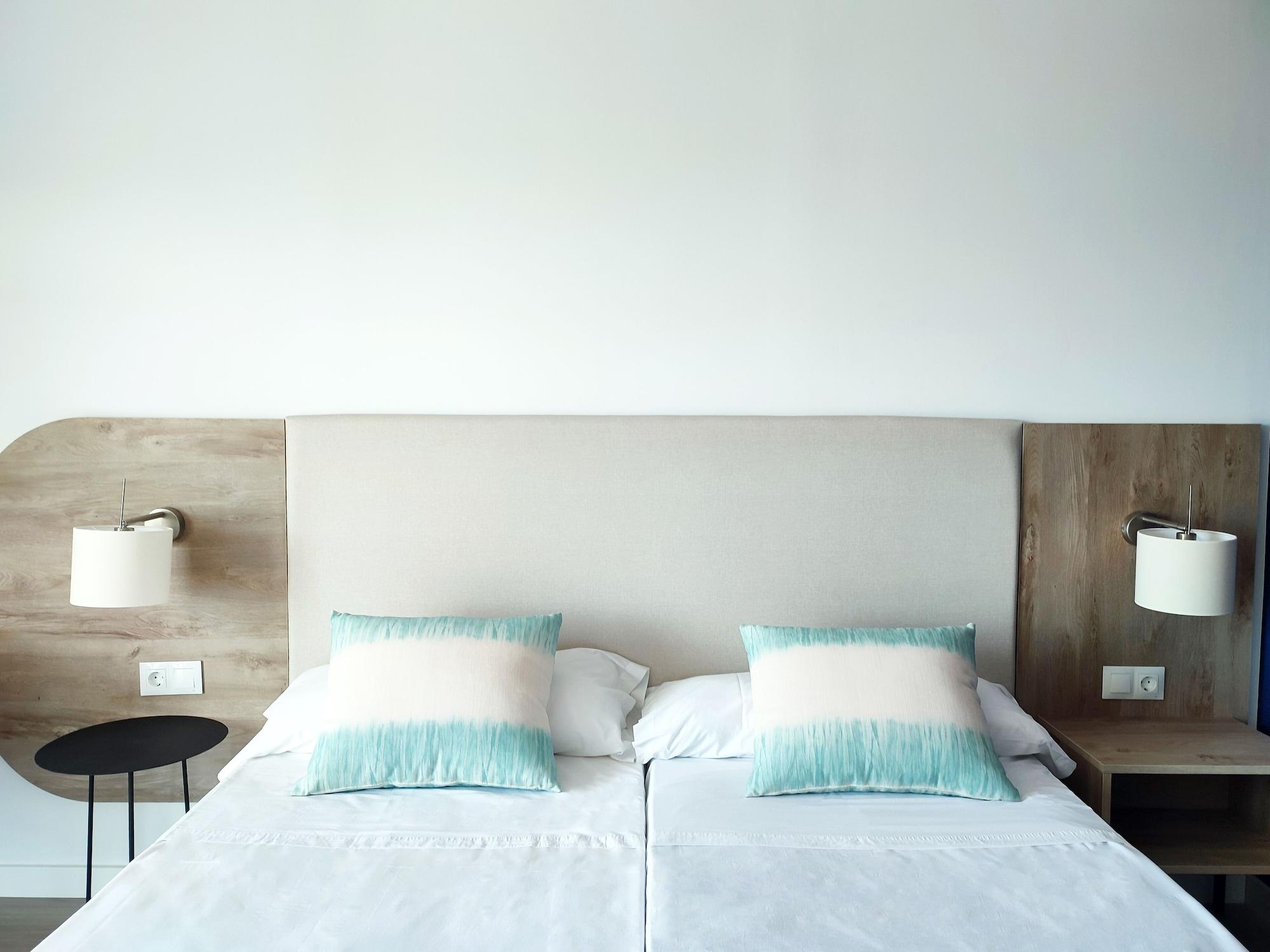 Flats Friends Mar Blau (adults Only) Hotel 2*