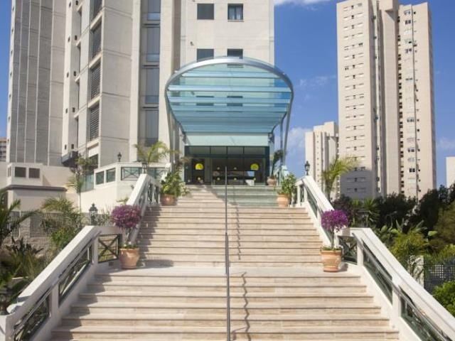 Pierre & Horizon Hotel