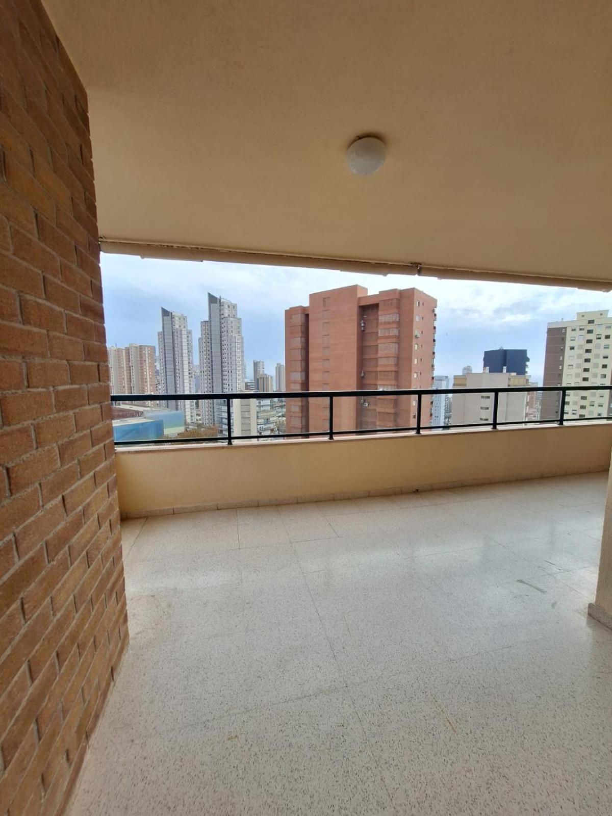Apartamento En Paraiso Centro *