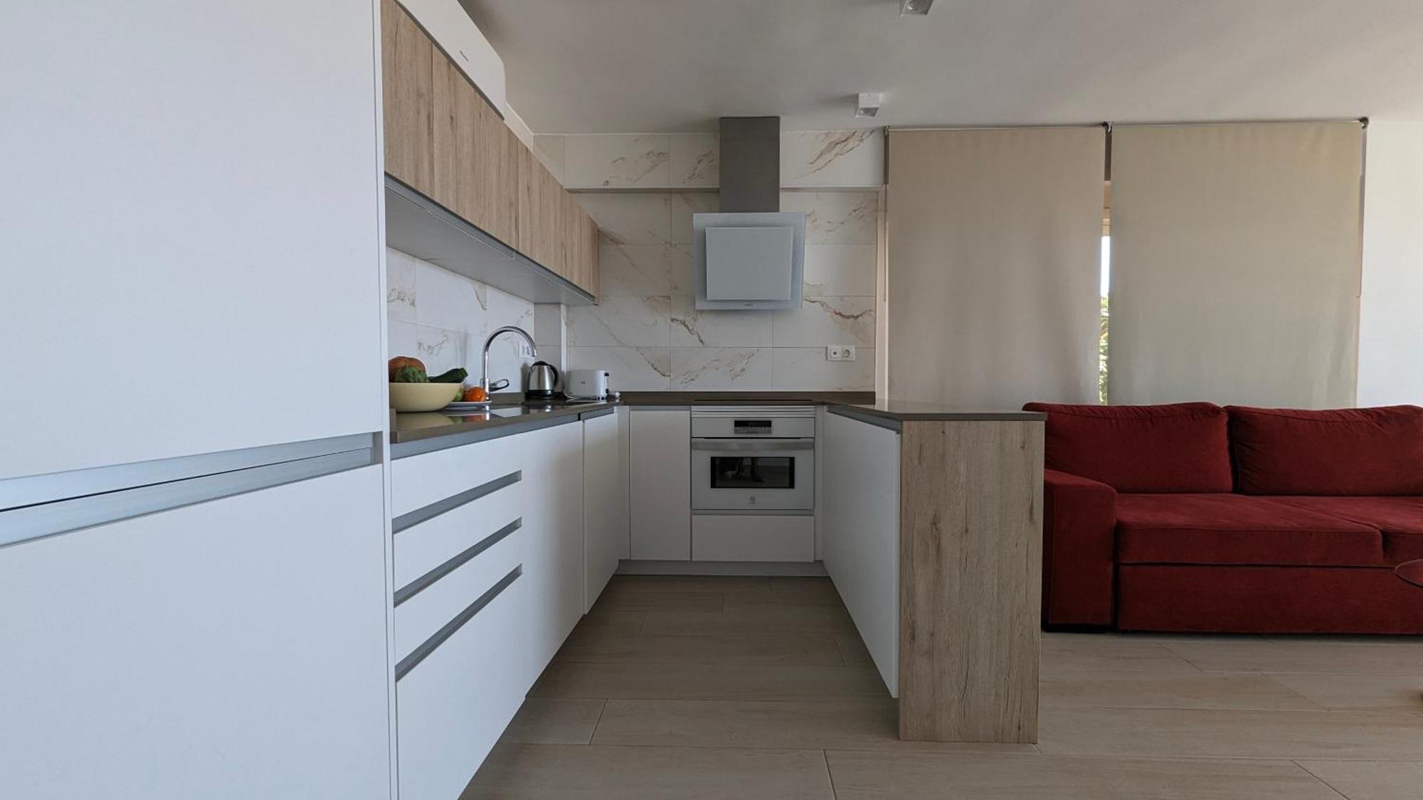 Apartamento Esmeralda, Poniente, 1st Line, Frontal Seaview, 2 Bedroom Apartment, Ocean Terrace