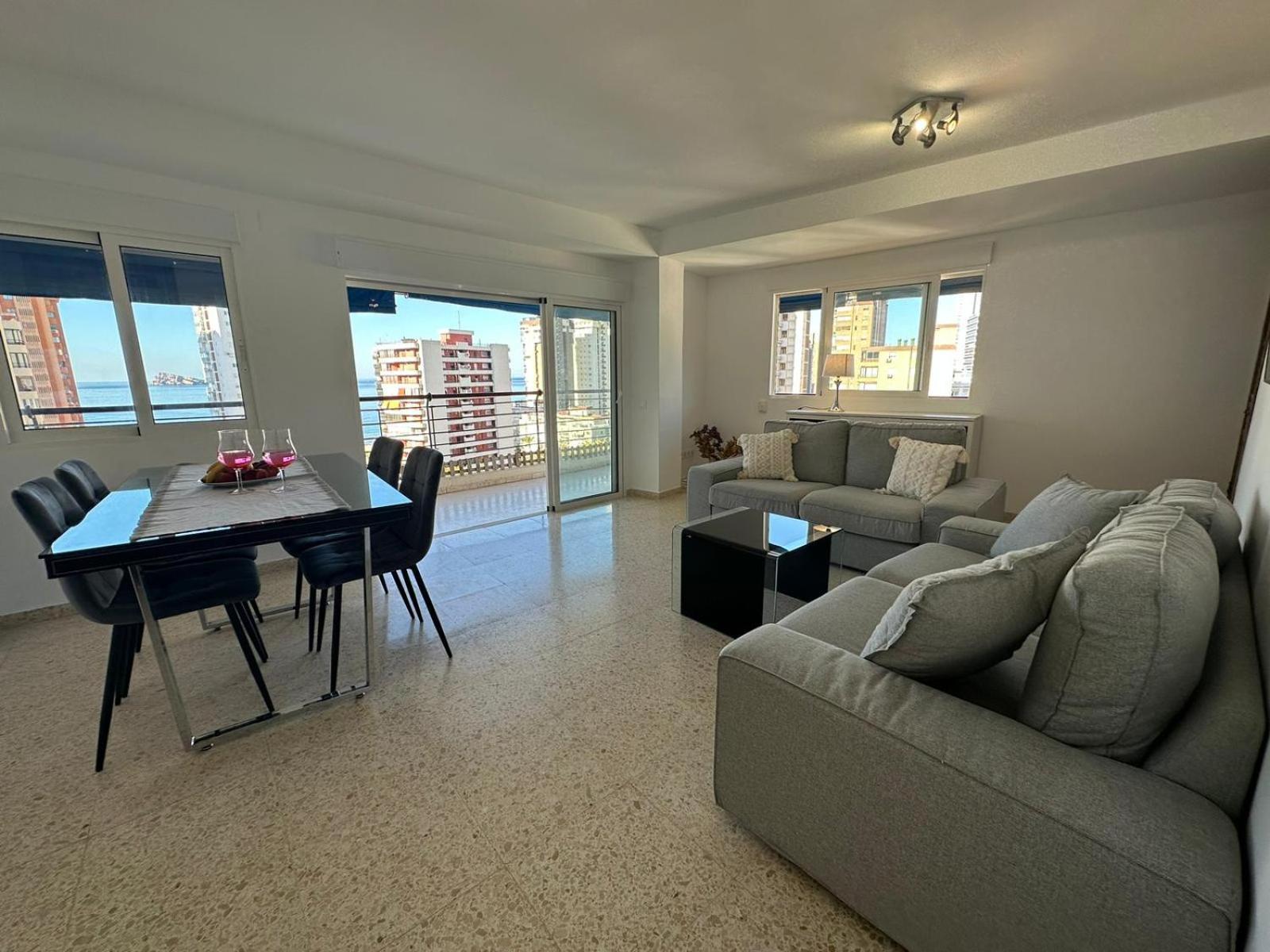 Apartamento Grosse Mit Grosser Terrasse An Der Costa Blanca - 250 M Vom