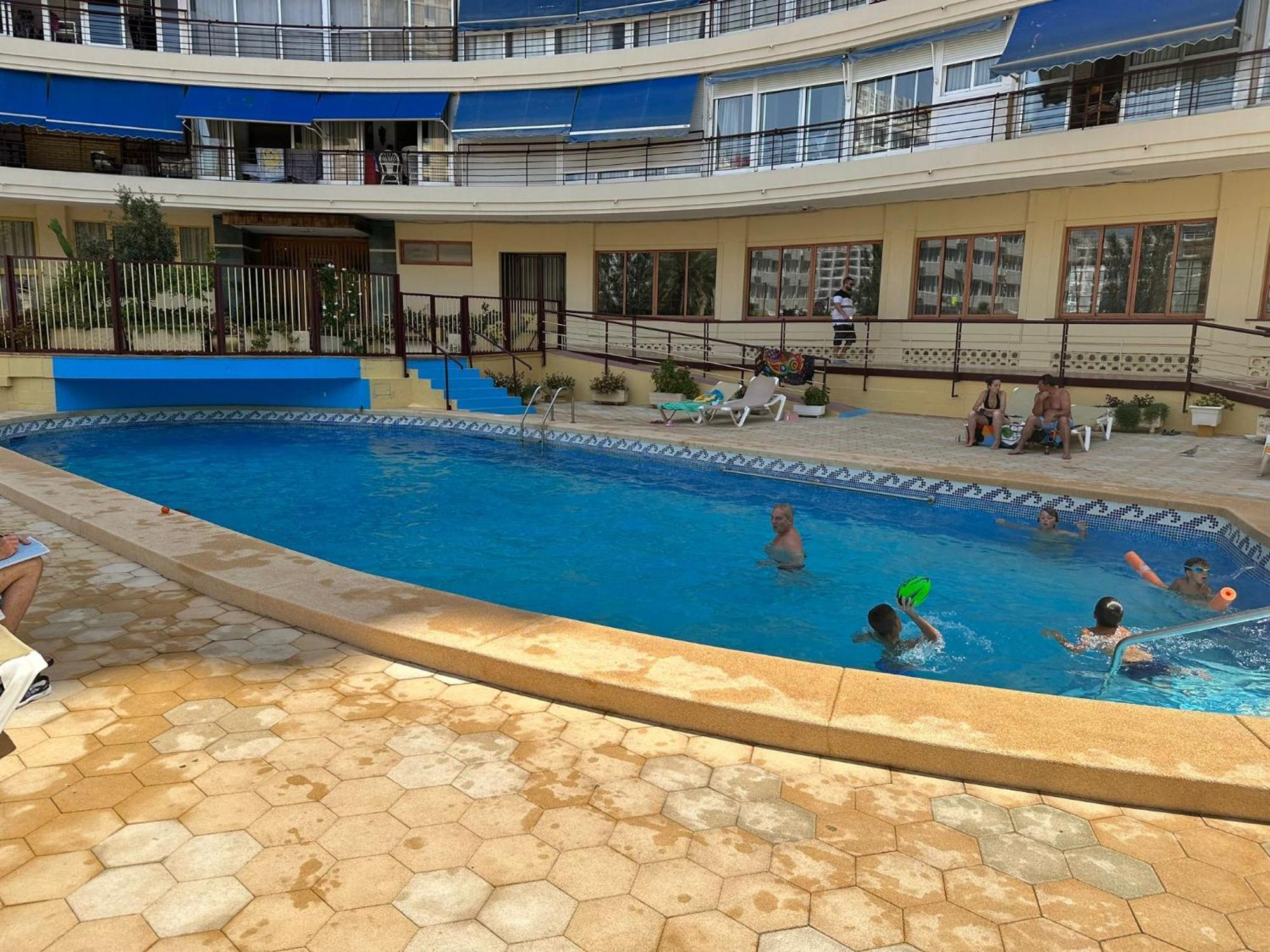 Apartamento Grosse Mit Grosser Terrasse An Der Costa Blanca - 250 M Vom