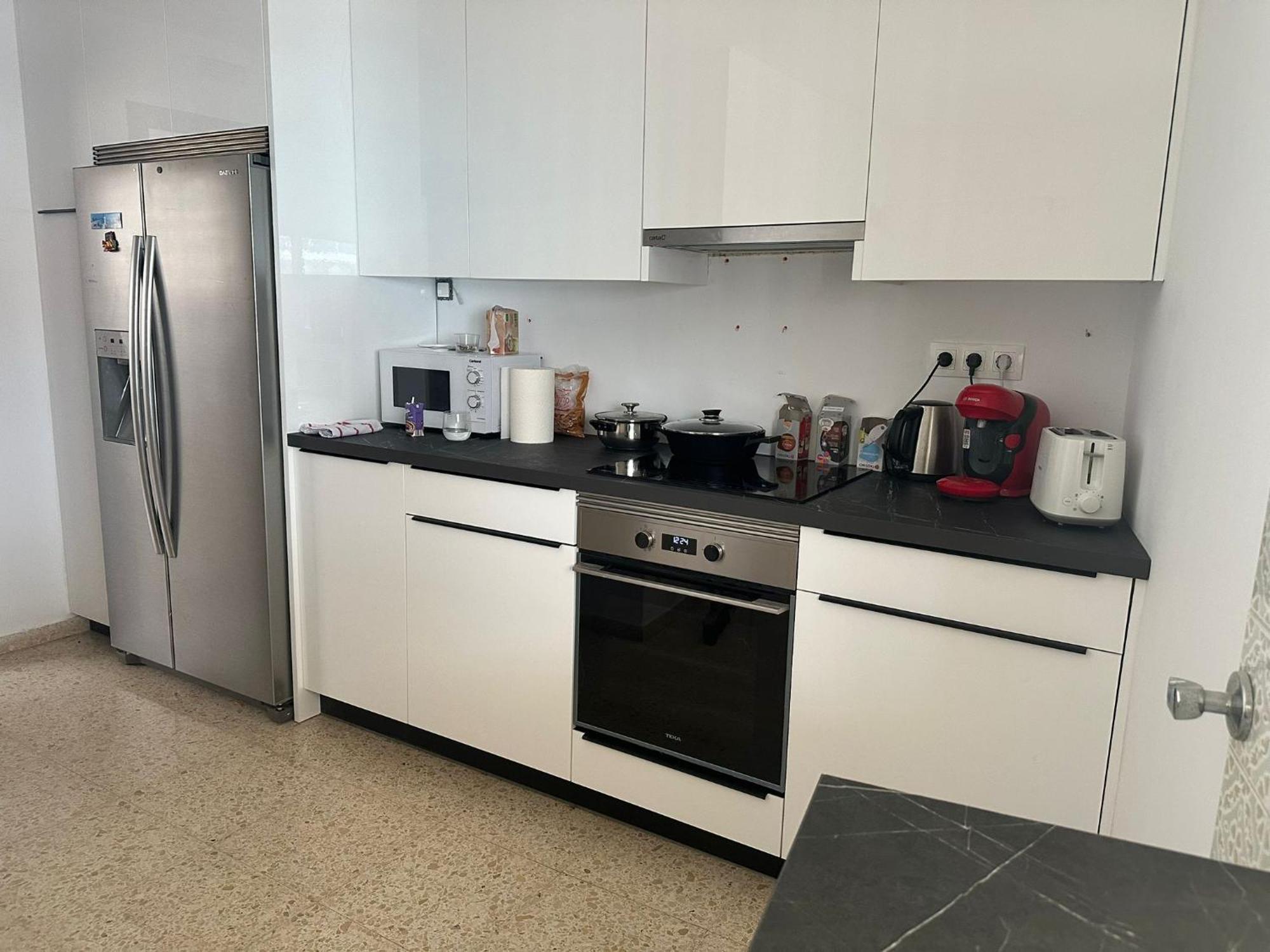 Apartamento Grosse Mit Grosser Terrasse An Der Costa Blanca - 250 M Vom *