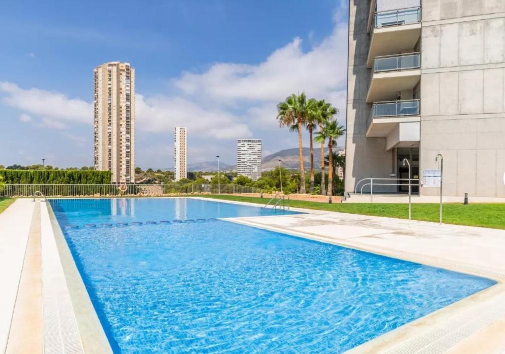 Tu Paraiso Costero En Playa De Poniente, Vistas Al Mar, Arena Dorada Y Un Entorno De Lujo Apartamento Benidorm