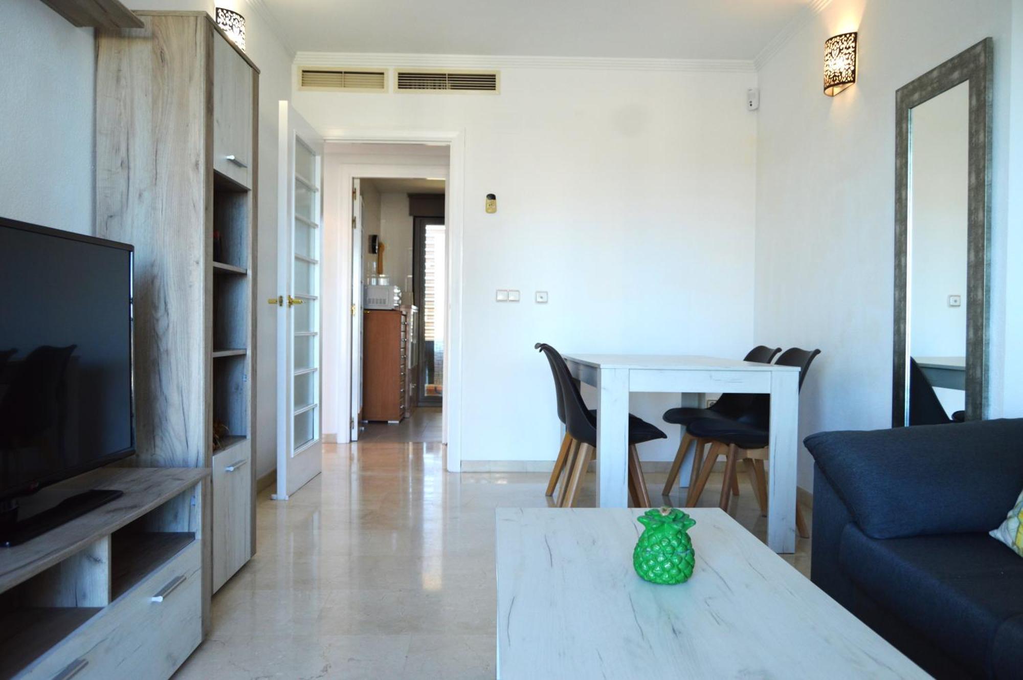 Tu Paraiso Costero En Playa De Poniente, Vistas Al Mar, Arena Dorada Y Un Entorno De Lujo Apartamento *