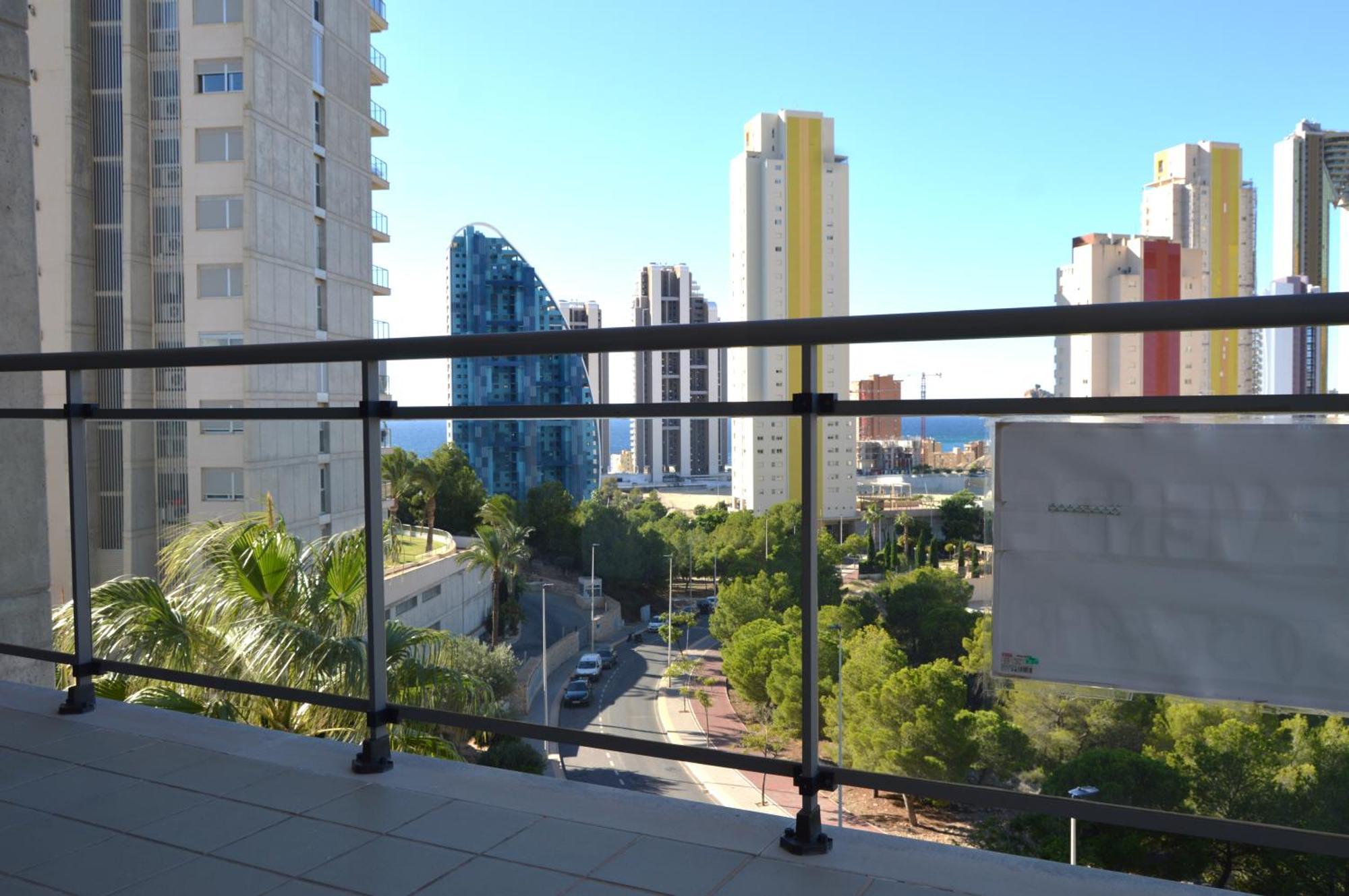 Tu Paraiso Costero En Playa De Poniente, Vistas Al Mar, Arena Dorada Y Un Entorno De Lujo Apartamento