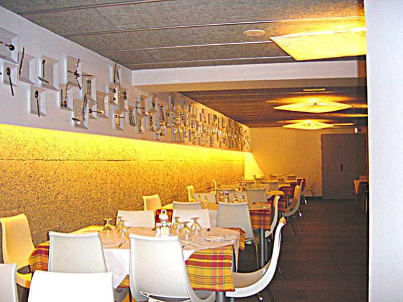 Sol Y Sombra Hotel